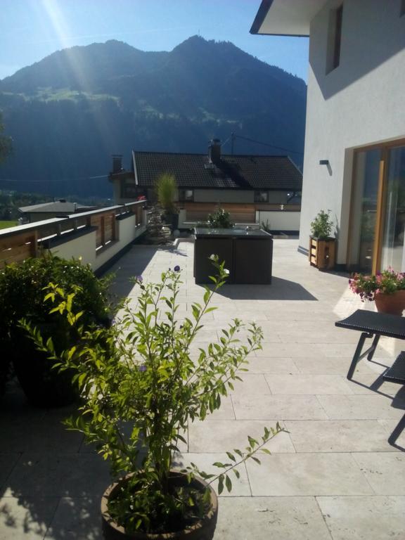 Apartment Sunshine Bruck Am Ziller Exterior photo